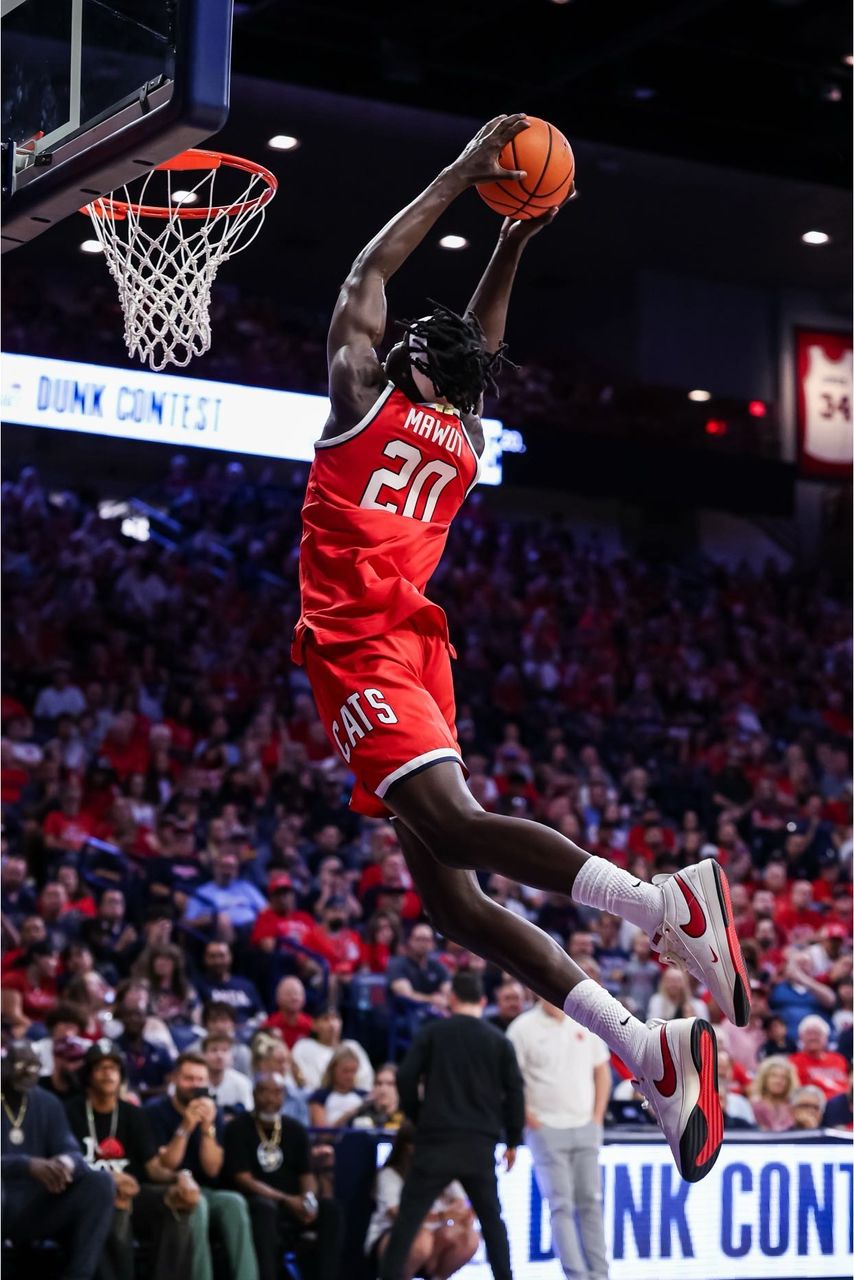 Mawilmanut during the Red-Blue Showcase Dunk Contest in McKale Memorial Center Tucson AZ
